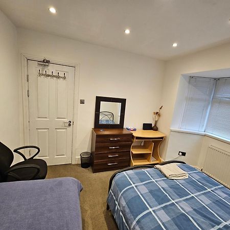 ברמינגהאם Monyhull Homestay - Near City Centre Kingsheath Nia Nec Bhx מראה חיצוני תמונה