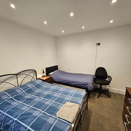 ברמינגהאם Monyhull Homestay - Near City Centre Kingsheath Nia Nec Bhx מראה חיצוני תמונה