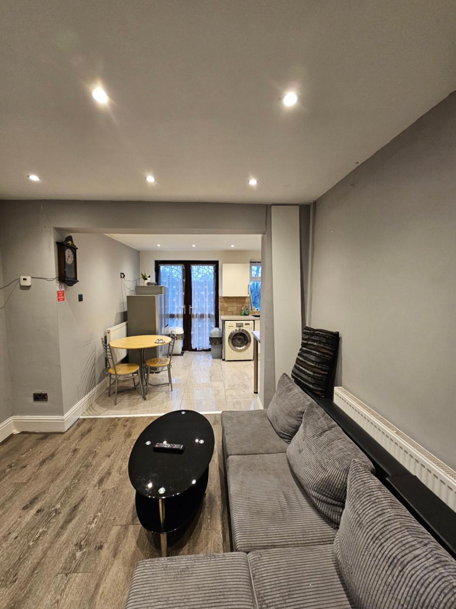 ברמינגהאם Monyhull Homestay - Near City Centre Kingsheath Nia Nec Bhx מראה חיצוני תמונה