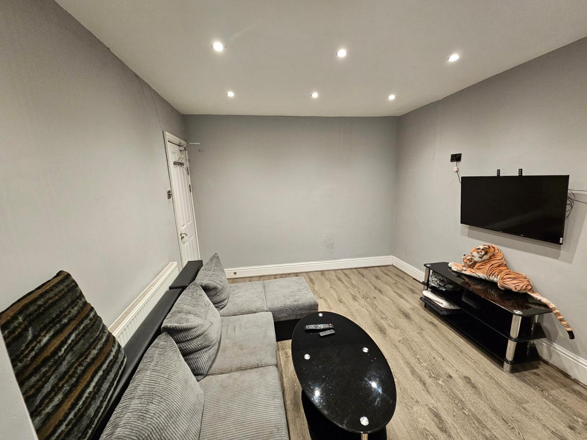 ברמינגהאם Monyhull Homestay - Near City Centre Kingsheath Nia Nec Bhx מראה חיצוני תמונה